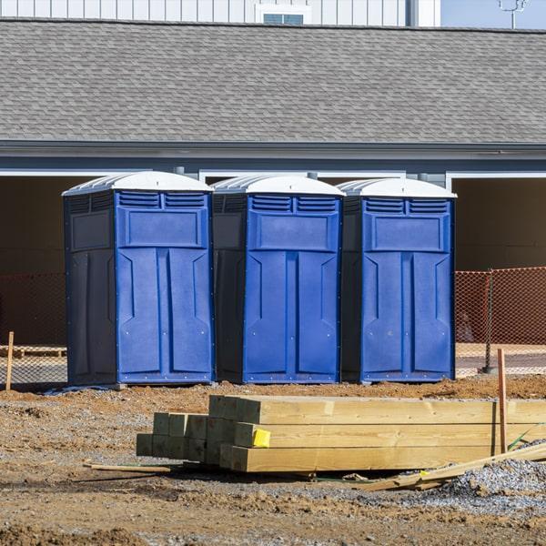 a construction site portable toilet needs adequate ventilation to prevent odors and improve air quality